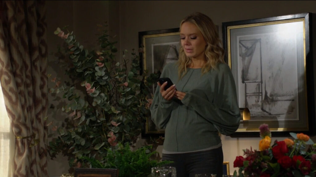 Abby sends a text to Ashley telling her she needs her - Young and Restless Recap for Nov 15