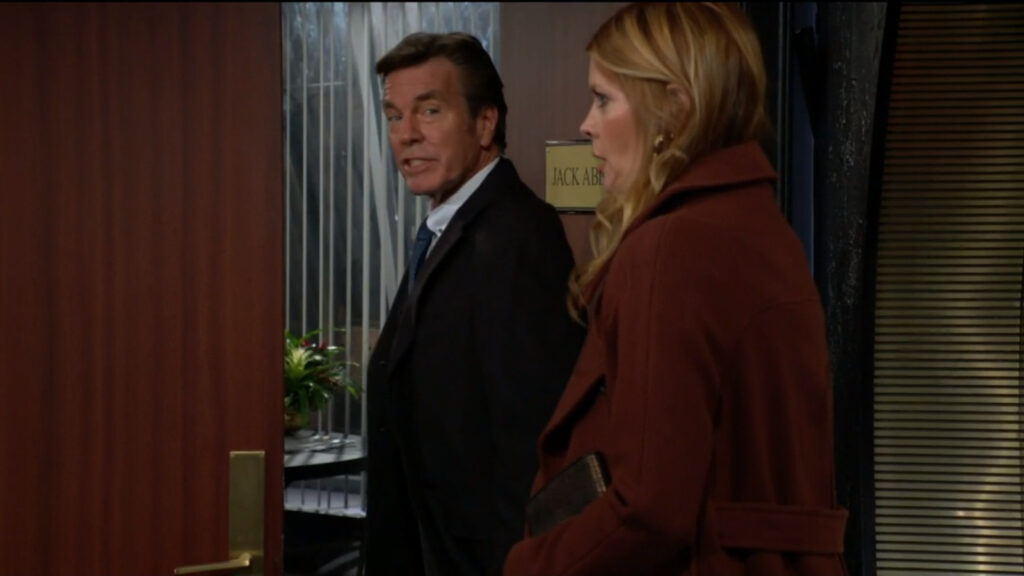 At Jabot, Jack tells Phyllis to speak to Summer, as she's her boss - Young and Restless Recap Dec 14, 2022