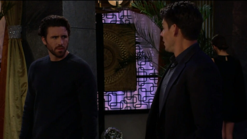 Chance meets Adam at the Glam Club, and buys him a drink - Young and Restless Recap for Dec 6, 2022