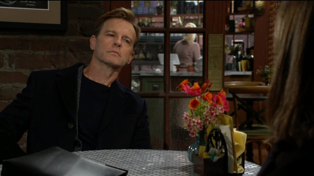 Tucker listens to Diane as she tells him she's not leaving - Young and Restless Spoilers