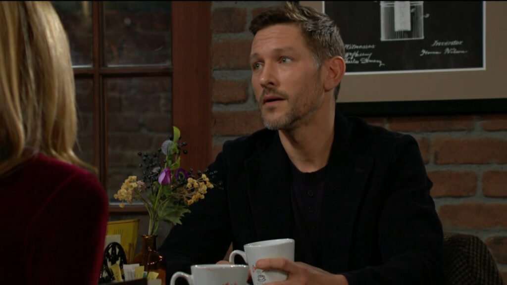 Even though he's sitting with Phyllis, Daniel can't keep his eyes off Lily when she walks into the coffee shop.