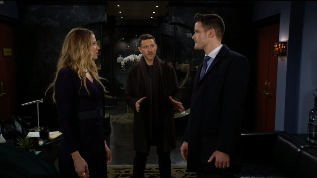 In the Jabot lobby, Daniel talks with Kyle and Summer