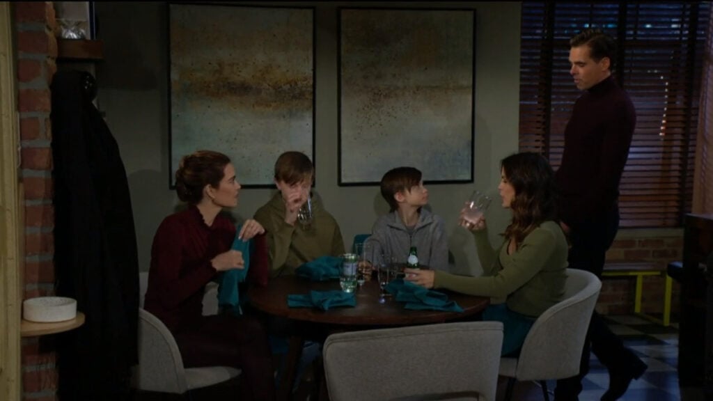 Victoria, Johnny, Connor, Chelsea, and Billy are around the dinner table