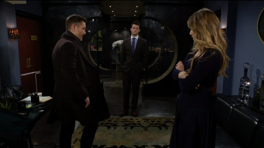 Daniel comes to the lobby of Jabot and talks with Summer and Kyle