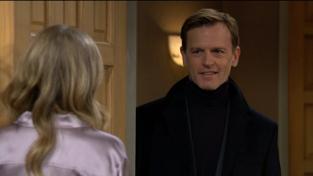 Tucker smiles as he shows up to Devon's apartment and Abby opens the door