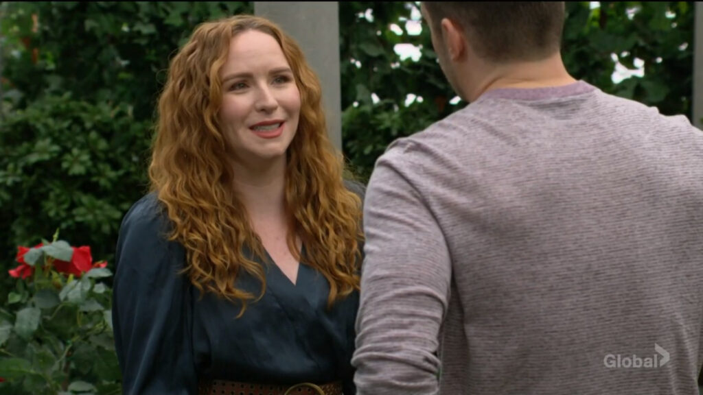 Mariah smiles as she talks with Kyle.