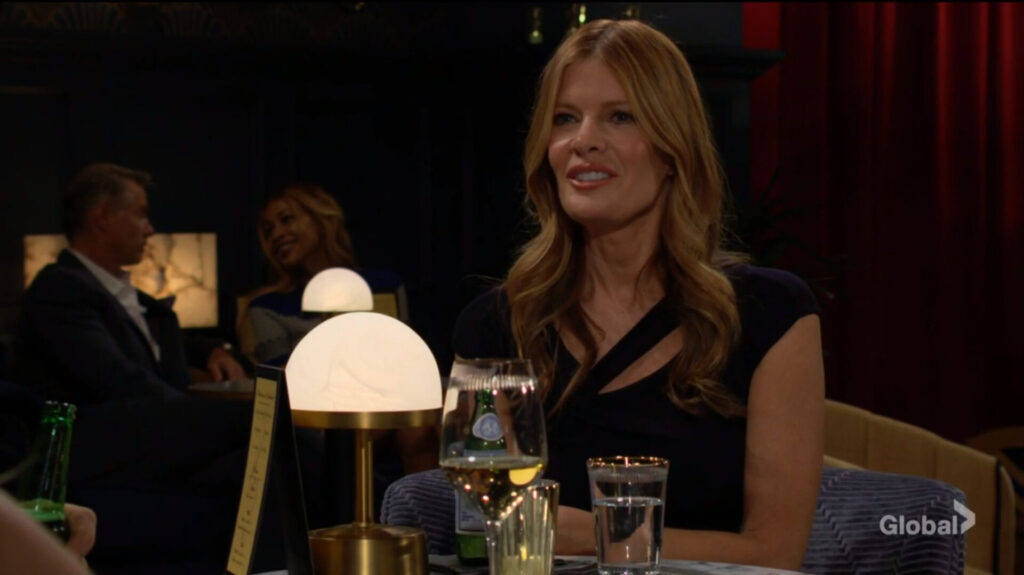 Phyllis smiles as she talks to Daniel and Summer.