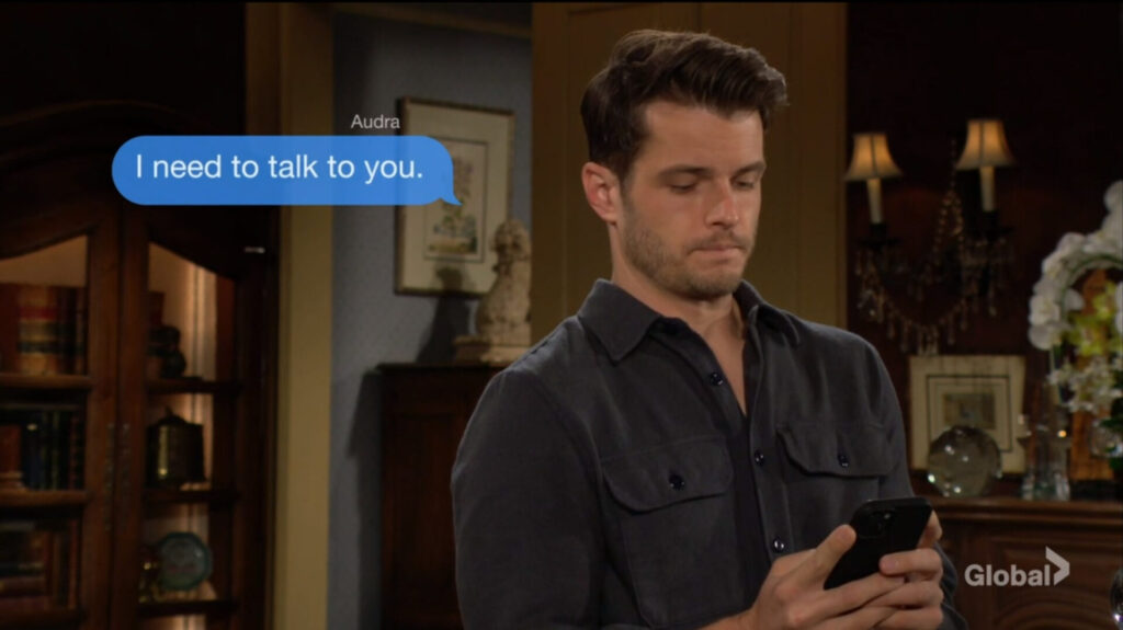 Kyle sends Audra a text. "I need to talk to you."