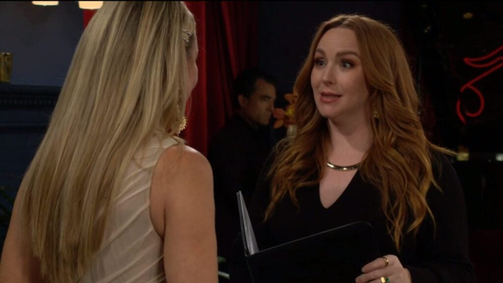 Mariah talks with Sharon.